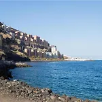 Live Maritime Apartment