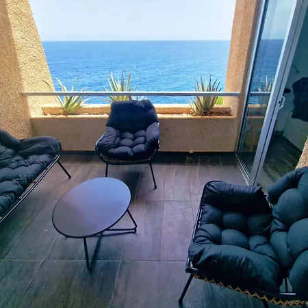 Live Maritime דירה